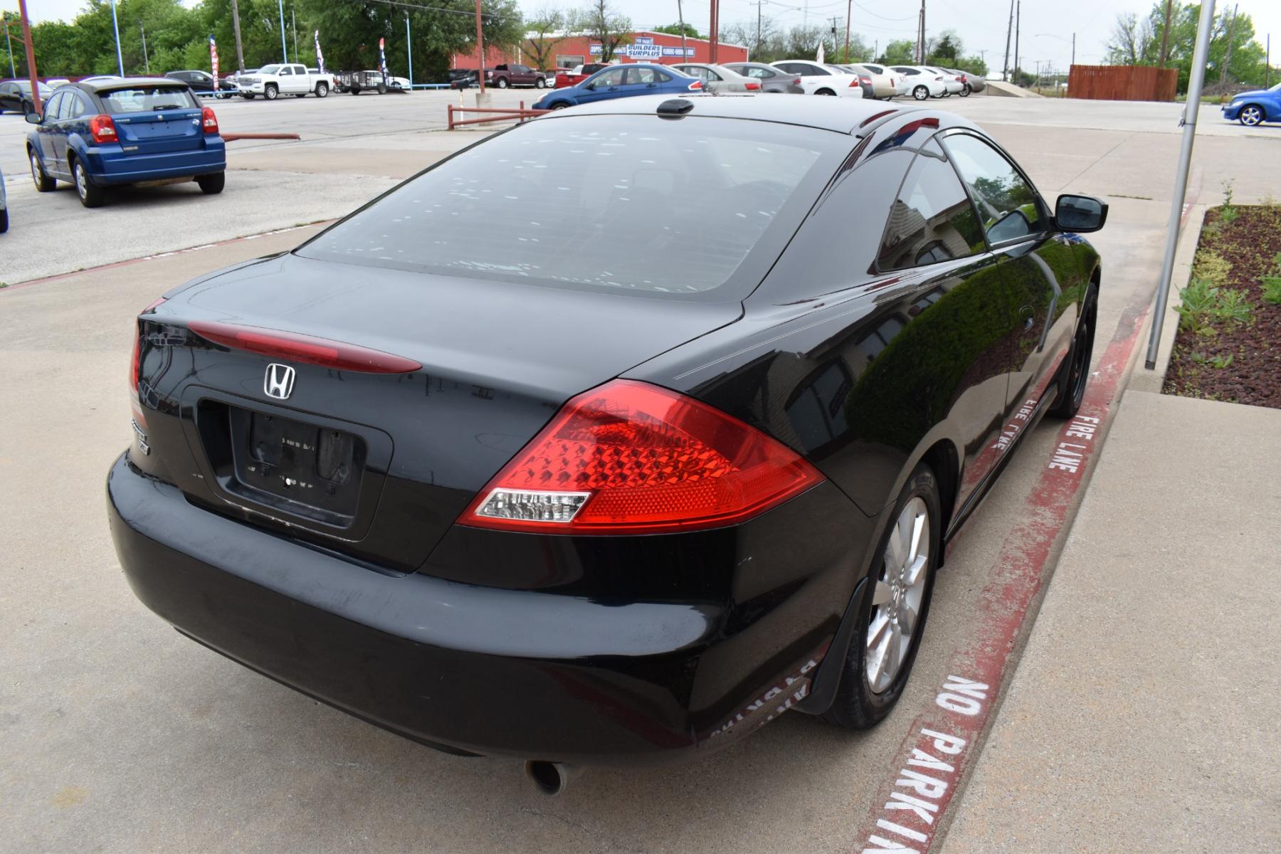 2006 Black /Black Honda Accord EX V-6 Coupe AT w/ XM Radio (1HGCM82626A) with an 3.0L V6 SOHC 24V engine, 5-Speed Automatic Overdrive transmission, located at 5925 E. BELKNAP ST., HALTOM CITY, TX, 76117, (817) 834-4222, 32.803799, -97.259003 - This Vehicle has a Clean Carfax Report!! Rides and Drives great, it just needs YOU Behind the Wheel!! Call Us at (817) 834-4222 Easy, simple financing available!! We know you need reliable transportation to get you to work, home, and play. Yet, so many people are denied the financing options that ar - Photo #4