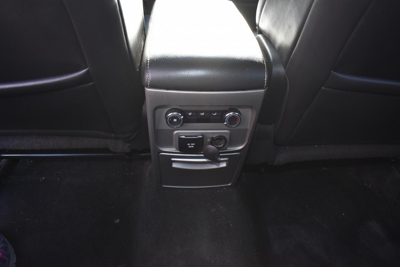 2009 White /Black Ford Flex SEL FWD (2FMDK52C39B) with an 3.5L V6 DOHC 24V engine, 6-Speed Automatic transmission, located at 5925 E. BELKNAP ST., HALTOM CITY, TX, 76117, (817) 834-4222, 32.803799, -97.259003 - Purchasing a 2009 Ford Flex SEL FWD can be a smart choice for several reasons: Unique and Stylish Design: The Ford Flex stands out with its distinctive and boxy design. It offers a unique and appealing look that sets it apart from more traditional SUVs and crossovers. Spacious Interior: The Flex i - Photo#17