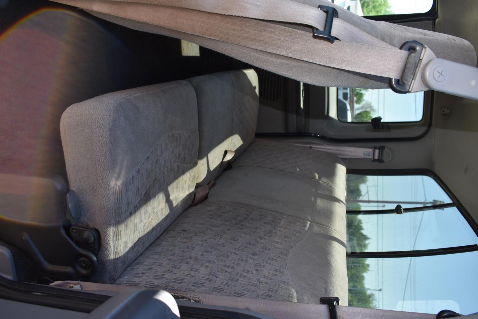 2000 Blue /Gray Ford F-250 SD Lariat SuperCab Long Bed 4WD (1FTNX21L3YE) with an 5.4L V8 SOHC 16V engine, 4 SPEED AUTOMATIC 4X4 transmission, located at 5925 E. BELKNAP ST., HALTOM CITY, TX, 76117, (817) 834-4222, 32.803799, -97.259003 - Photo#10