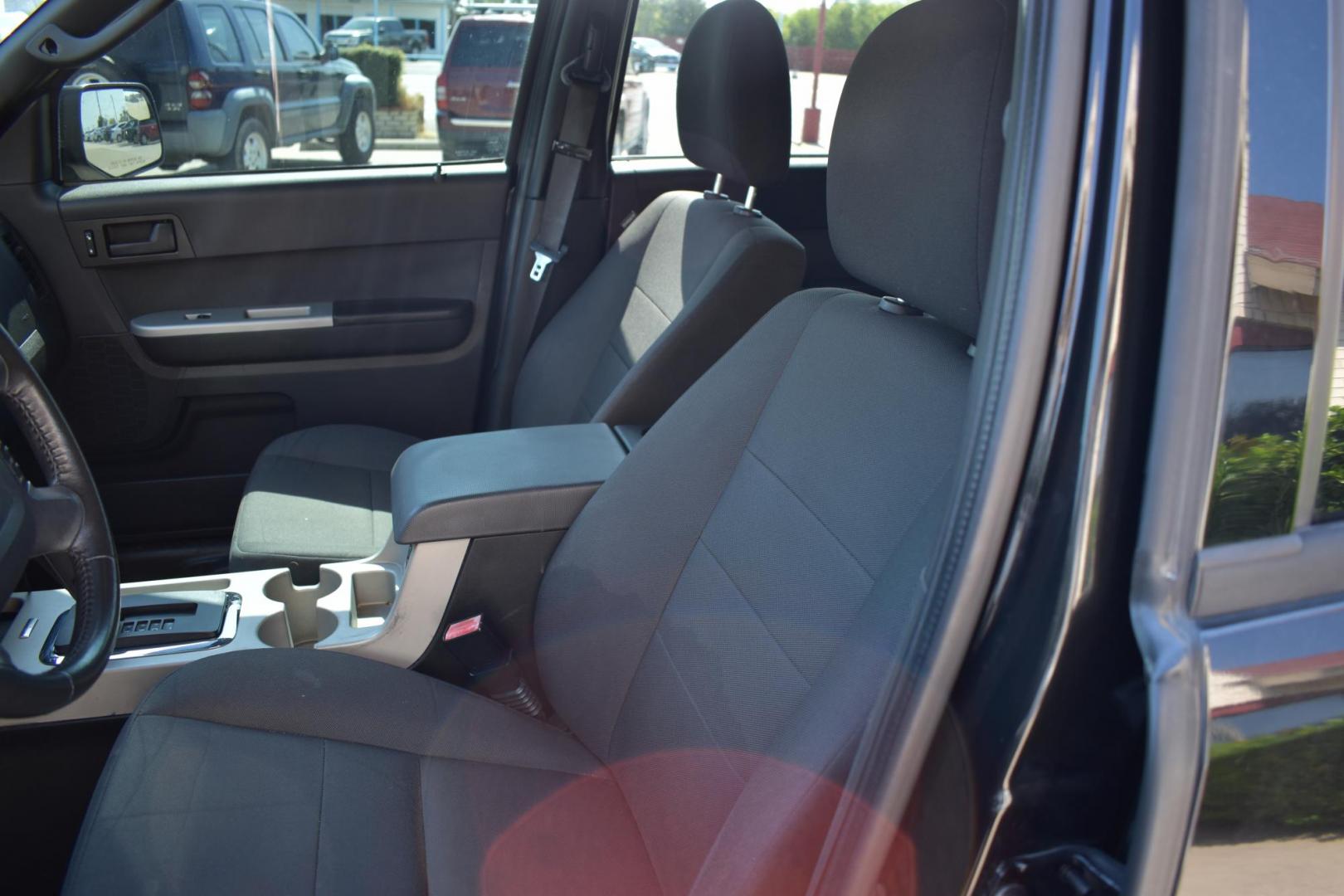 2014 Black /Black Nissan Murano S (JN8AZ1MUXEW) with an 3.5L V6 DOHC 24V engine, Continuously Variable Transmission transmission, located at 5925 E. BELKNAP ST., HALTOM CITY, TX, 76117, (817) 834-4222, 32.803799, -97.259003 - Photo#7