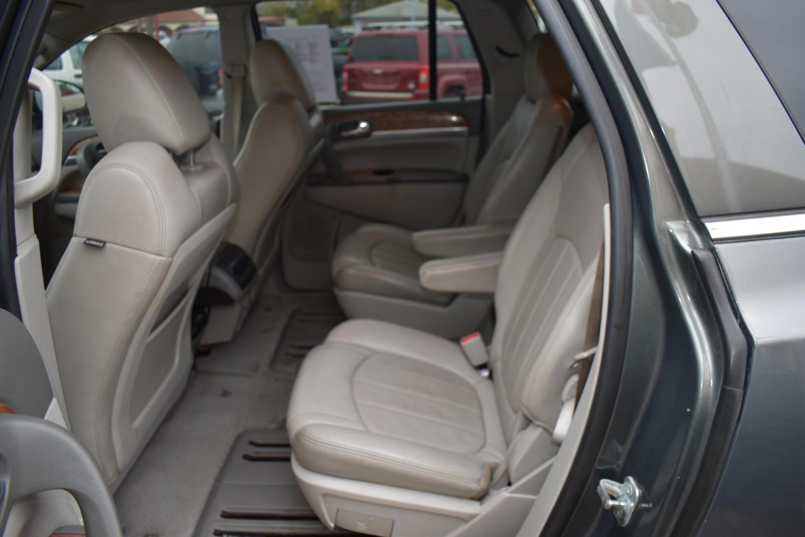 2011 Gray /Gray Buick Enclave CXL-2 FWD (5GAKRCED1BJ) with an 3.6L V6 DOHC 24V engine, 6-Speed Automatic Overdrive transmission, located at 5925 E. BELKNAP ST., HALTOM CITY, TX, 76117, (817) 834-4222, 32.803799, -97.259003 - The 2011 Buick Enclave CXL-2 FWD is a mid-size crossover SUV that offers a combination of luxury, practicality, and comfort. Here are several reasons why you might want to consider purchasing this vehicle: 1. Spacious and Comfortable Interior The 2011 Enclave CXL-2 is a 7- or 8-passenger vehicle - Photo#21