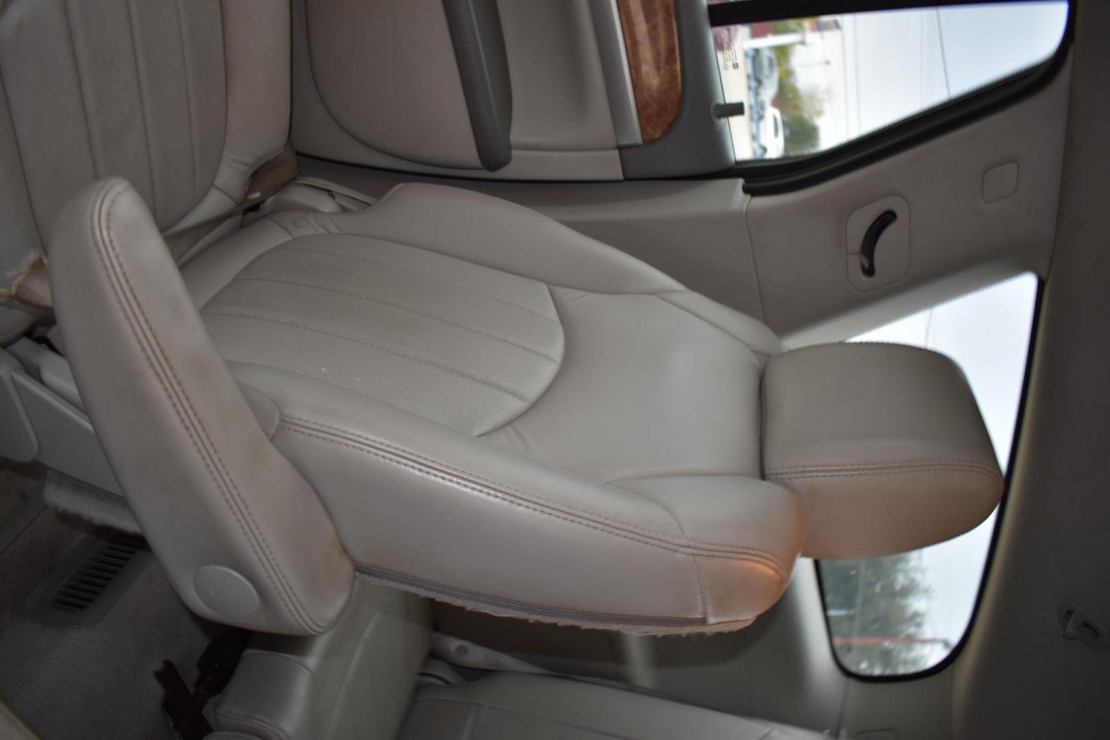 2011 Gray /Gray Buick Enclave CXL-2 FWD (5GAKRCED1BJ) with an 3.6L V6 DOHC 24V engine, 6-Speed Automatic Overdrive transmission, located at 5925 E. BELKNAP ST., HALTOM CITY, TX, 76117, (817) 834-4222, 32.803799, -97.259003 - The 2011 Buick Enclave CXL-2 FWD is a mid-size crossover SUV that offers a combination of luxury, practicality, and comfort. Here are several reasons why you might want to consider purchasing this vehicle: 1. Spacious and Comfortable Interior The 2011 Enclave CXL-2 is a 7- or 8-passenger vehicle - Photo#24