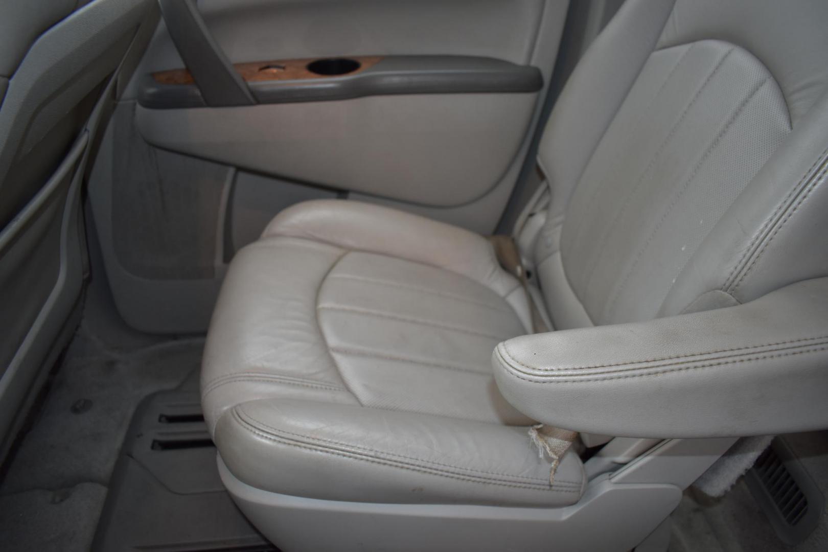2011 Gray /Gray Buick Enclave CXL-2 FWD (5GAKRCED1BJ) with an 3.6L V6 DOHC 24V engine, 6-Speed Automatic Overdrive transmission, located at 5925 E. BELKNAP ST., HALTOM CITY, TX, 76117, (817) 834-4222, 32.803799, -97.259003 - The 2011 Buick Enclave CXL-2 FWD is a mid-size crossover SUV that offers a combination of luxury, practicality, and comfort. Here are several reasons why you might want to consider purchasing this vehicle: 1. Spacious and Comfortable Interior The 2011 Enclave CXL-2 is a 7- or 8-passenger vehicle - Photo#25