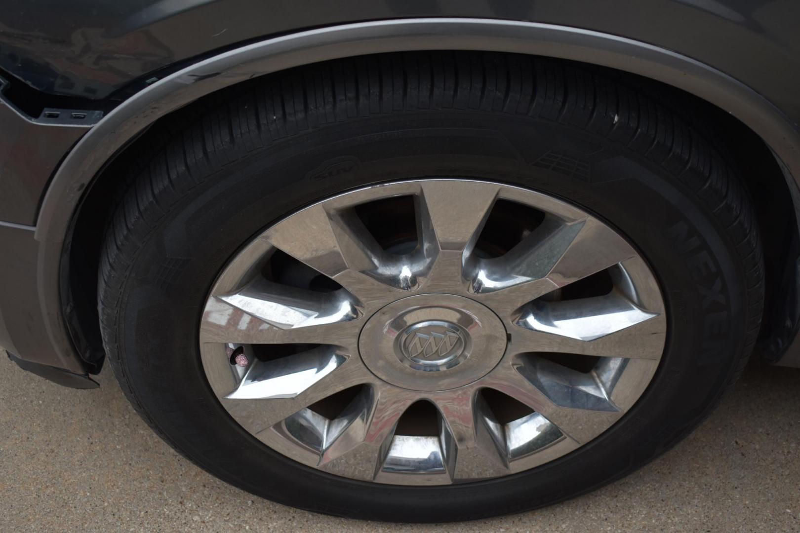 2011 Gray /Gray Buick Enclave CXL-2 FWD (5GAKRCED1BJ) with an 3.6L V6 DOHC 24V engine, 6-Speed Automatic Overdrive transmission, located at 5925 E. BELKNAP ST., HALTOM CITY, TX, 76117, (817) 834-4222, 32.803799, -97.259003 - The 2011 Buick Enclave CXL-2 FWD is a mid-size crossover SUV that offers a combination of luxury, practicality, and comfort. Here are several reasons why you might want to consider purchasing this vehicle: 1. Spacious and Comfortable Interior The 2011 Enclave CXL-2 is a 7- or 8-passenger vehicle - Photo#30
